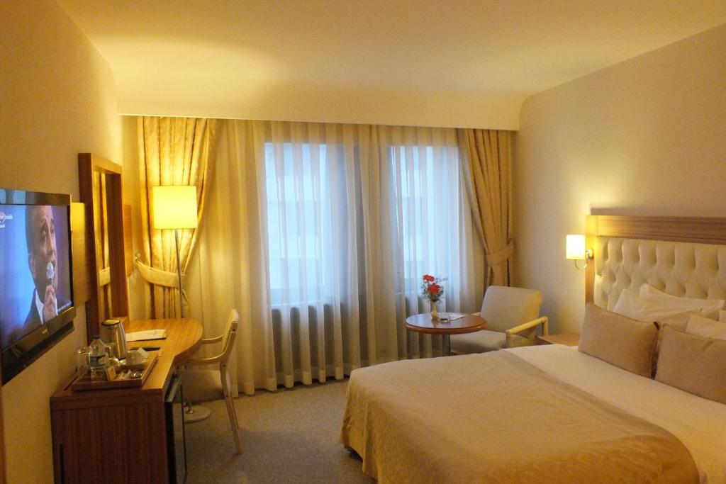 Hotel Park Royal Adana Zimmer foto