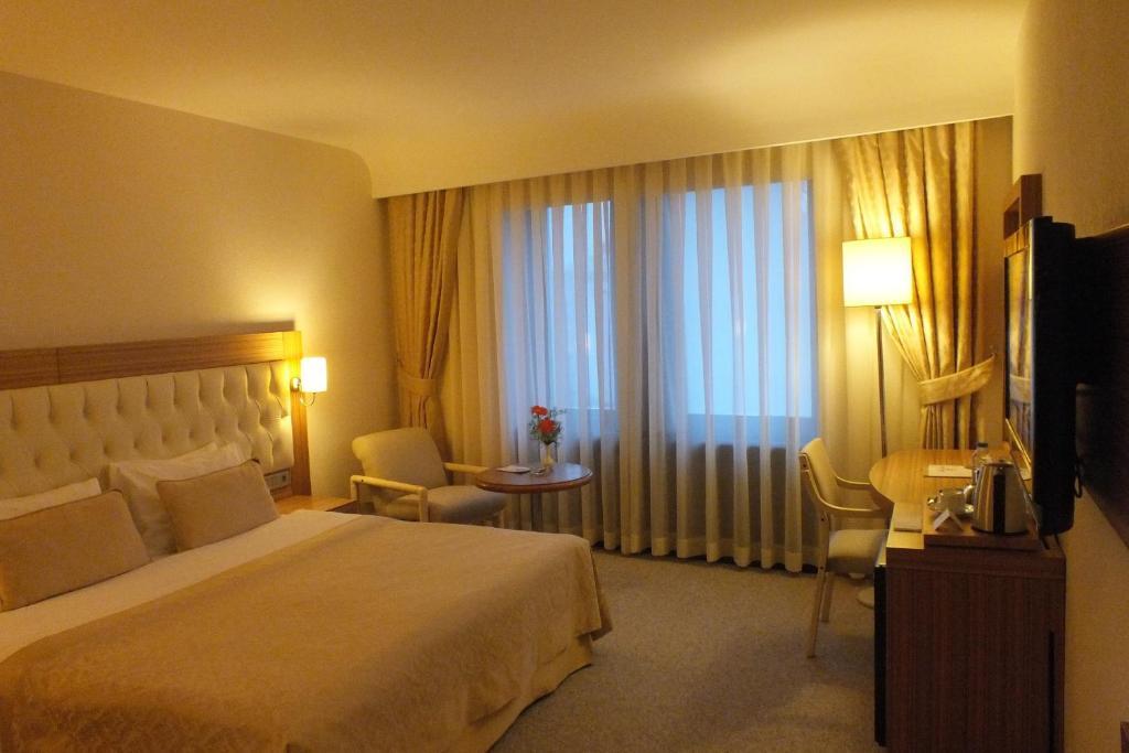 Hotel Park Royal Adana Zimmer foto